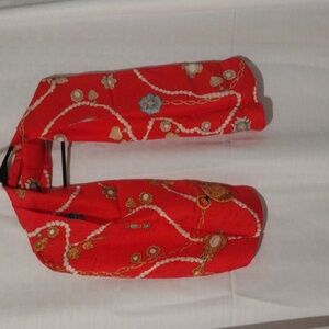 Lovely vintage scarf with jewelry motif